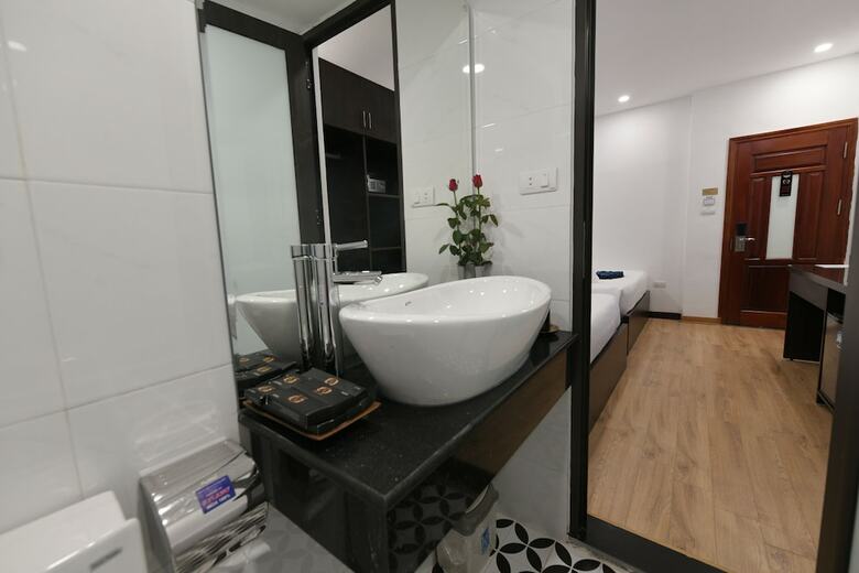 Hanoi Elpis Central Hotel