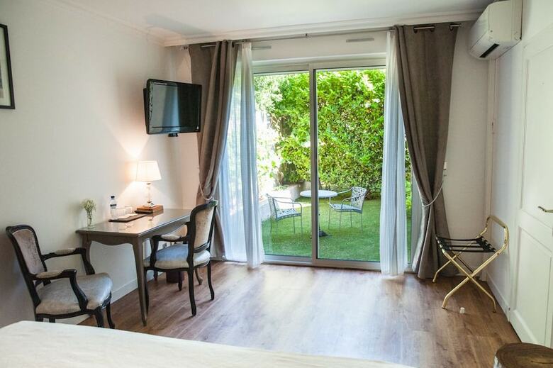 Hotel Le Mas Angelussi