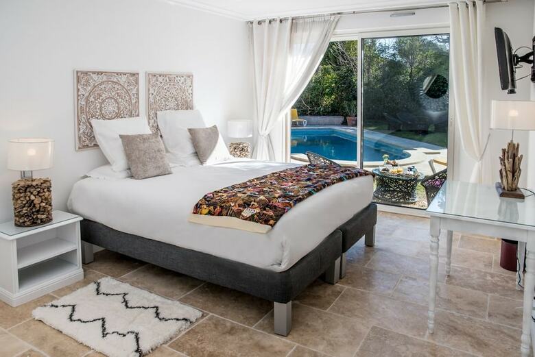 Hotel Le Mas Angelussi