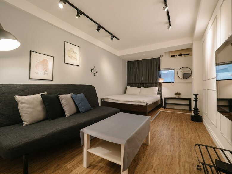 Hotel By Inn