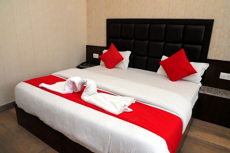 Hotel Sk International
