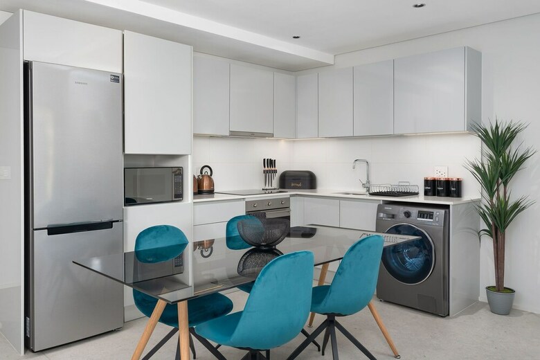 Cosmopolitan Luxury Serviced Apartments