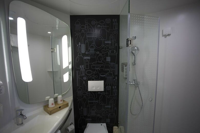 Ibis Taicang Center Plaza Hotel