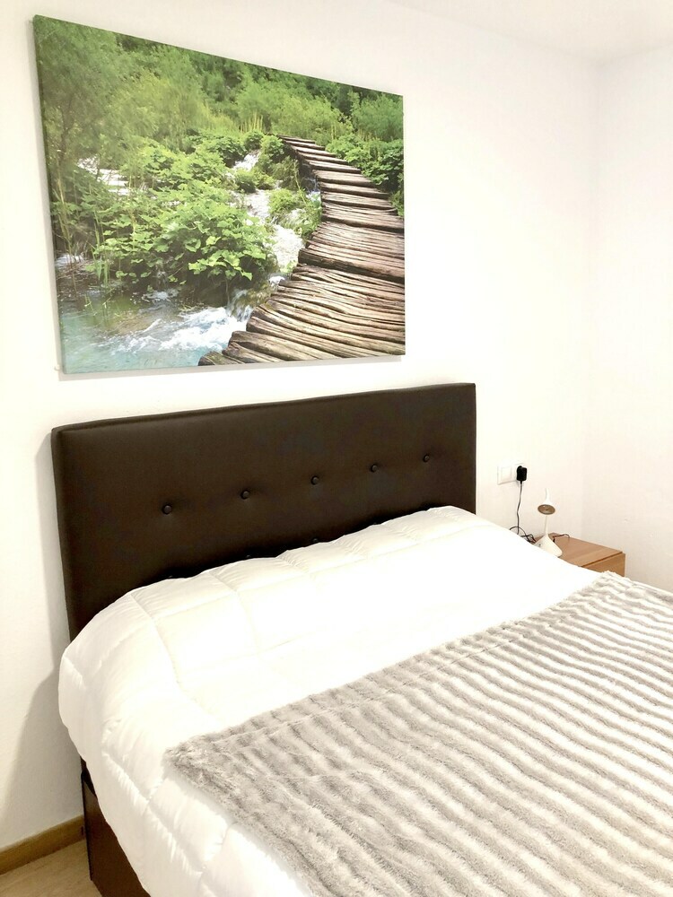 Apartment With 3 Bedrooms In Salou