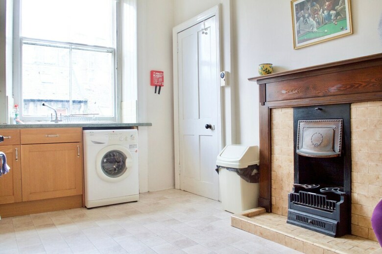 Apartamentos 3 Bedroom City Flat In Edinburgh