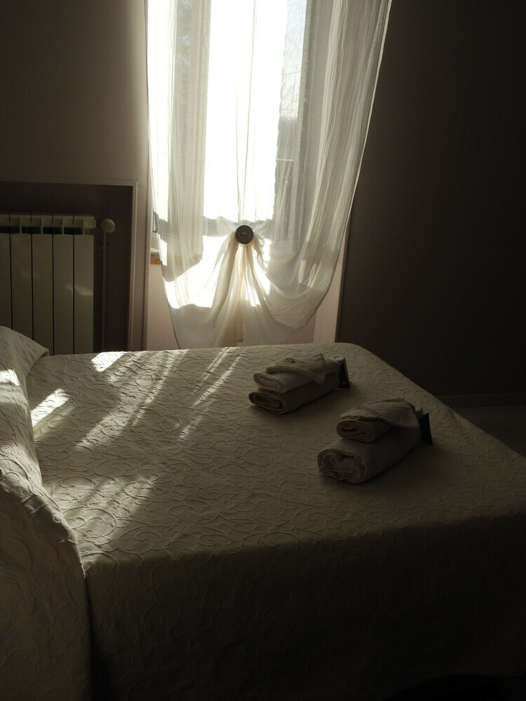 Hotel Les Ombelles Albigeoises