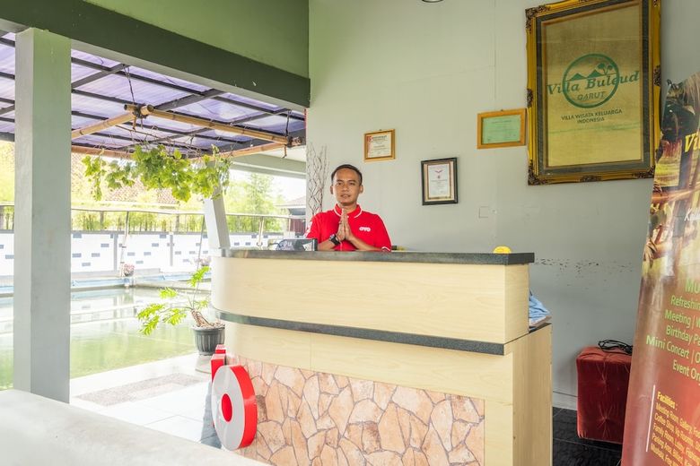 Hotel Oyo 900 Villa Buleud