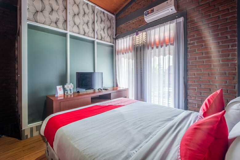 Hotel Oyo 900 Villa Buleud