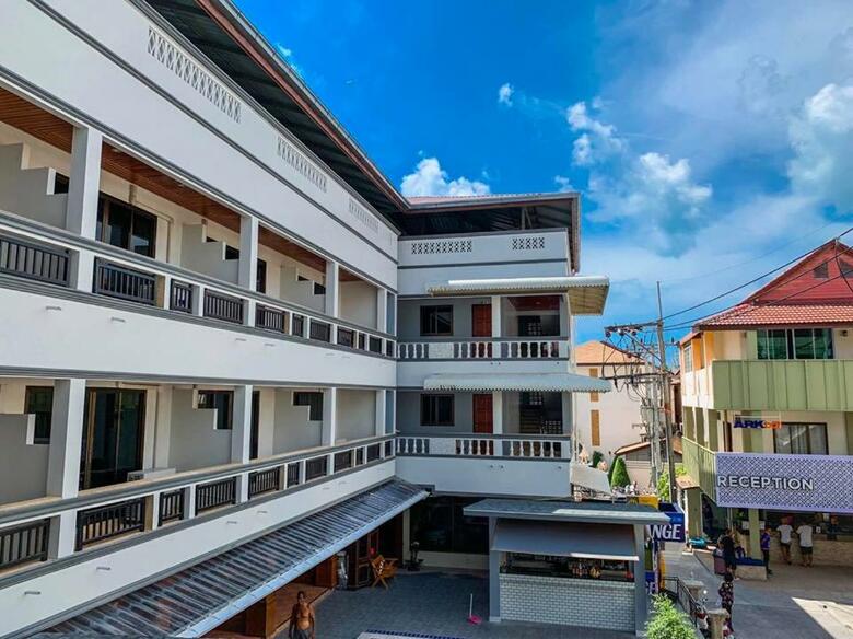 Hostal Coconut  Grove Hotel Samui