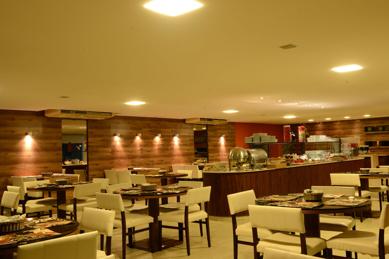 Indai� Park Hotel
