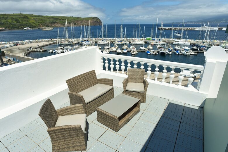 Bed & Breakfast Internacional Azores Boutique
