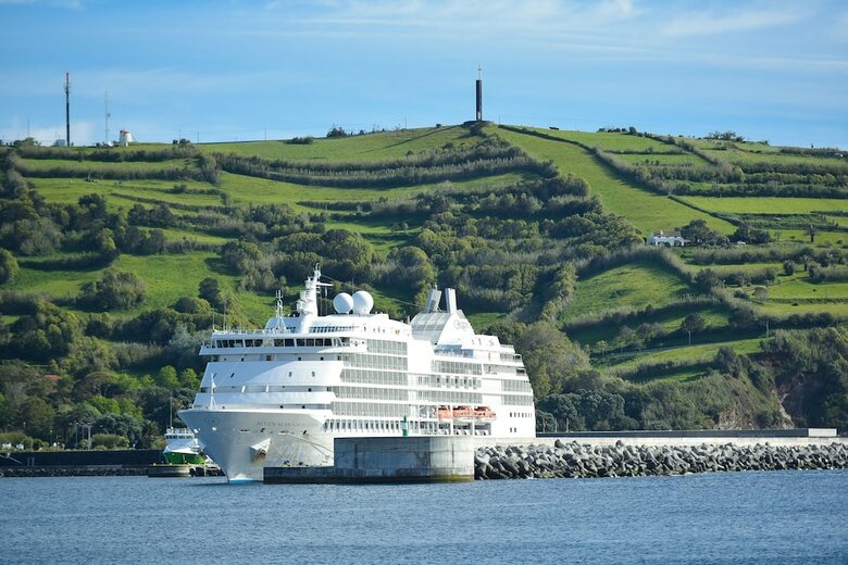 Bed & Breakfast Internacional Azores Boutique