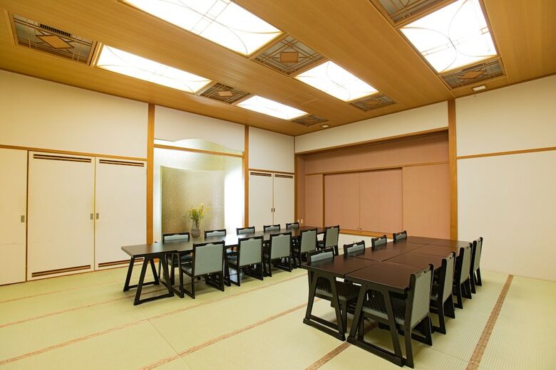 Oyo Hotel New Mogamiya Yamagata Station
