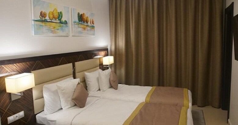 Hotel Best Night 2