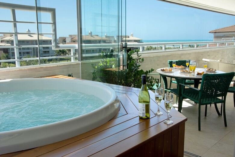 Apartamentos Golf Ville Cobertura Com Jacuzzi