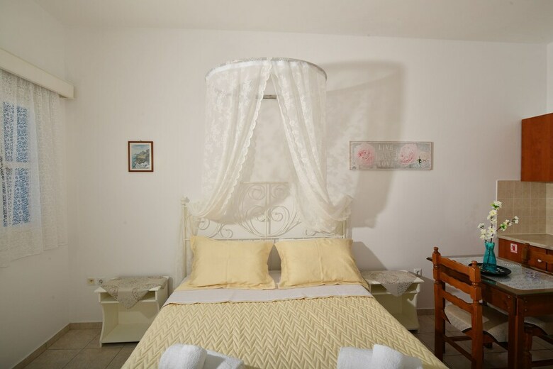 Apartamentos Ancient Thira Hotel