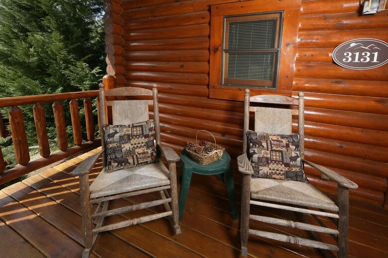 Smoky Cascades - One Bedroom Cabin