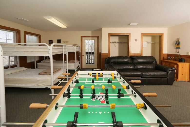 Magnolia Place 5 - Eight Bedroom Chalet