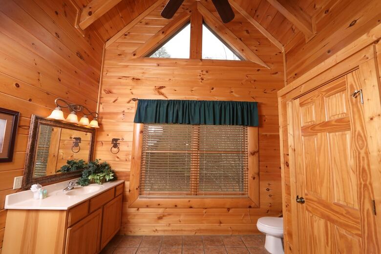 Echoes Of Eden - Four Bedroom Cabin