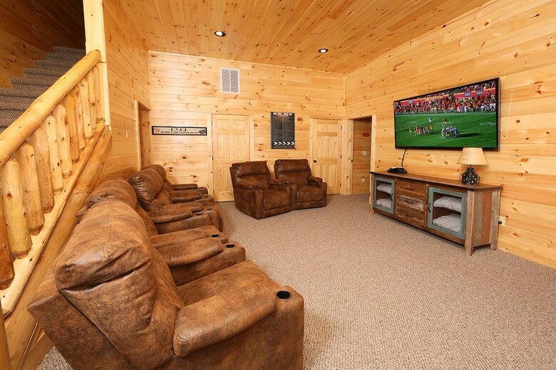 Picture Perfect- Seven Bedroom Cabin