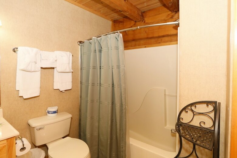Tennessee Overlook - Two Bedroom Cabin