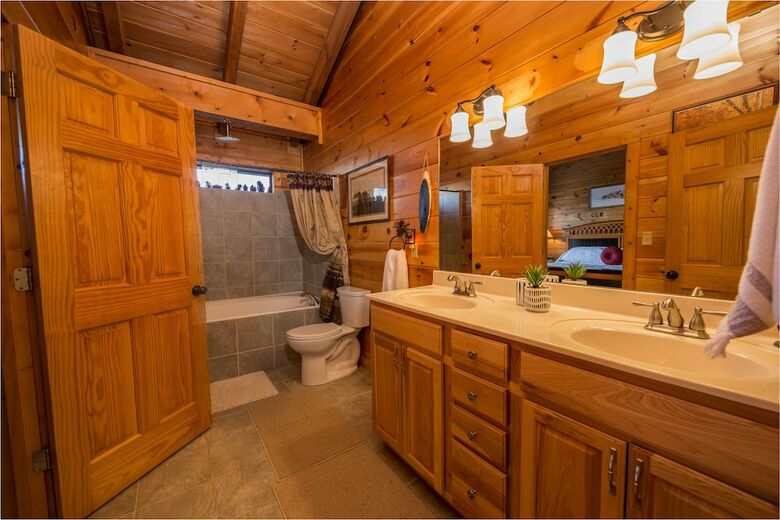 Psalm 2705 - Three Bedroom Cabin