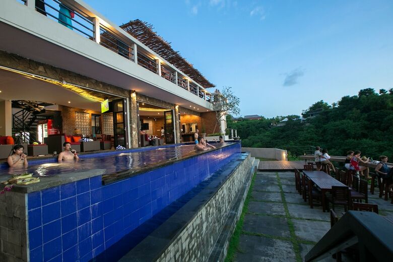 Bed & Breakfast Labomie Uluwatu