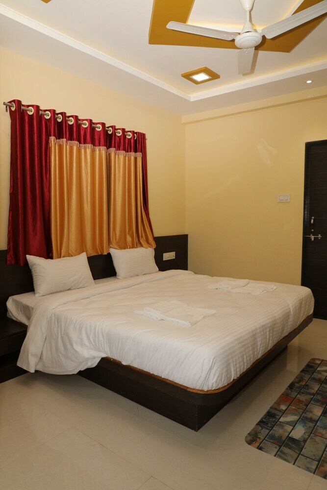 Hotel The Lavin Valley