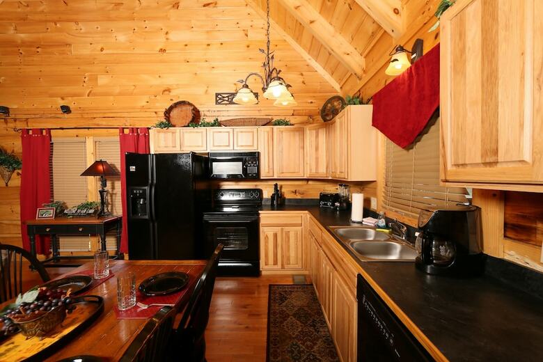 Little Chateau - One Bedroom Cabin