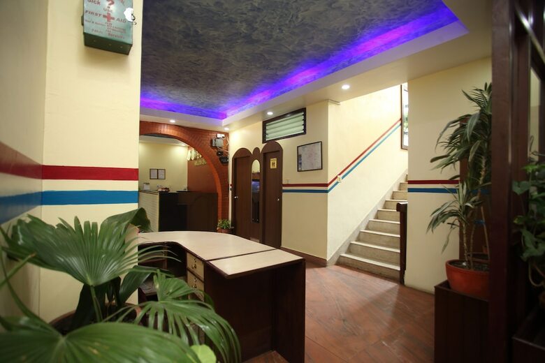 Spot On 383 Hotel Himalayan Ashoka