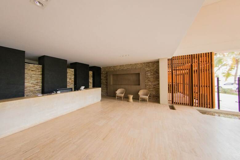 Apartamentos Edificio Martinique Delux