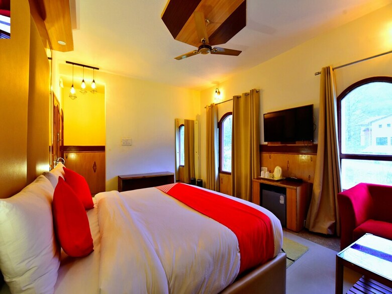 Hotel Capital O 30169 Signature Manaali
