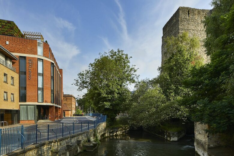 Hotel Courtyard By Marriott Oxford City Centre