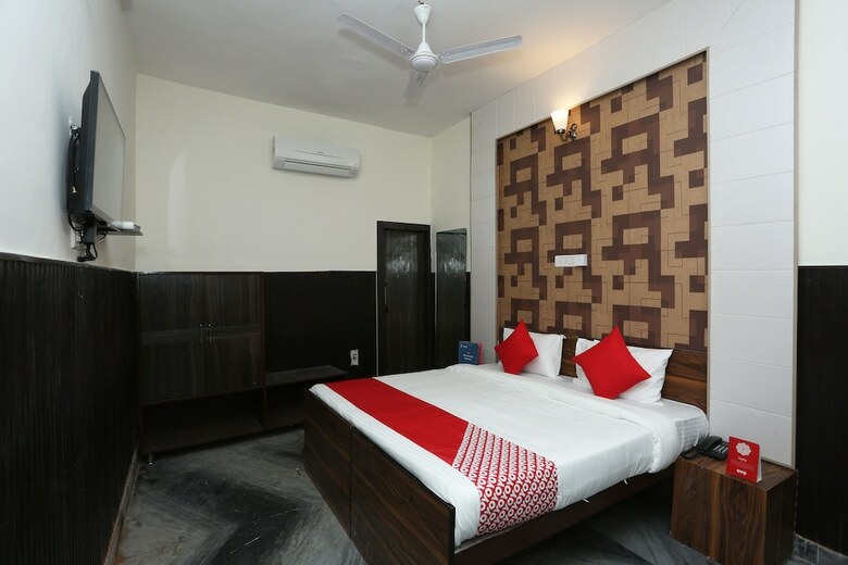 Hotel Oyo 27965 The Heaven