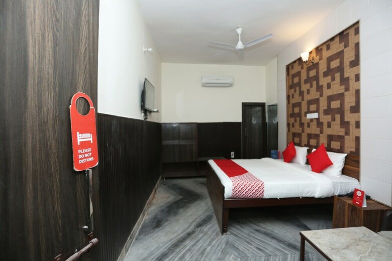 Hotel Oyo 27965 The Heaven