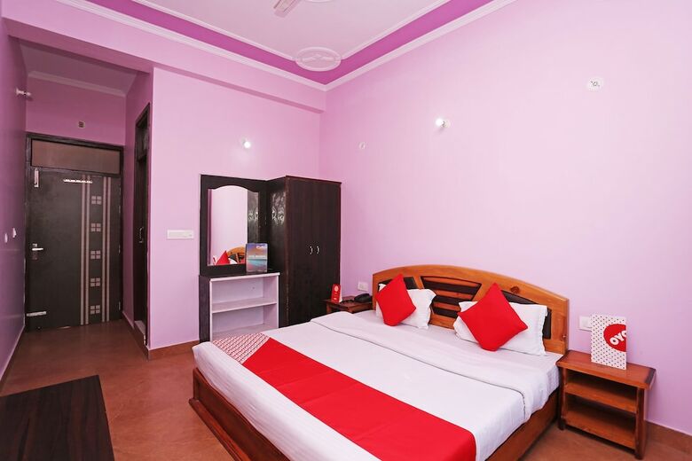 Oyo 19406 Hotel Janta Palace