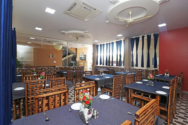 Oyo 29843 Hotel Heaven