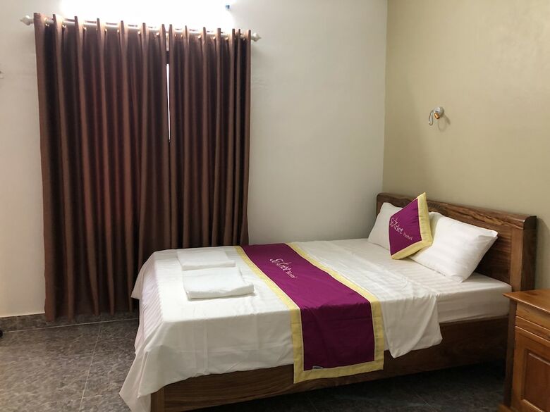 Starlet Hotel