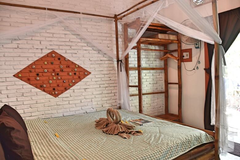 Hotel The Happy Bird B&B