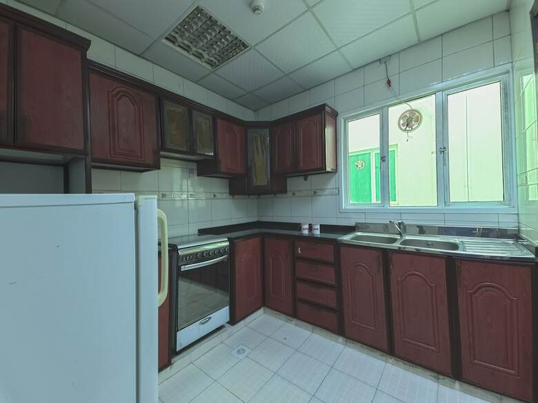 Oyo 111 Al Thabit Hotel
