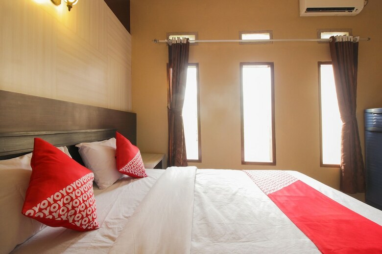 Oyo 820 Abad Baru Hotel