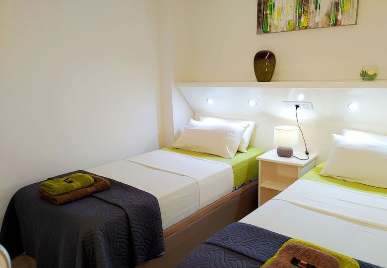 Green Apartment In Don Jose