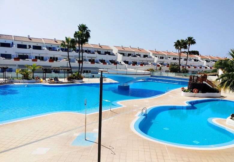 Green Apartment In Don Jose