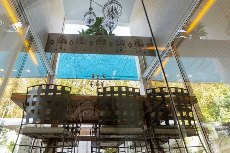 Villa Alma Suites