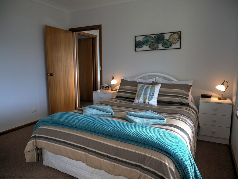Emu Bay Holiday Homes