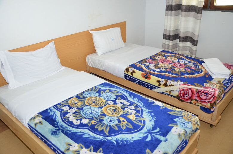 Hostal Ssese Islands Beach Hotel - Hostel