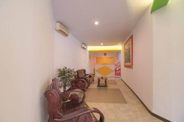 Hotel Reddoorz Near Itc Mangga Dua
