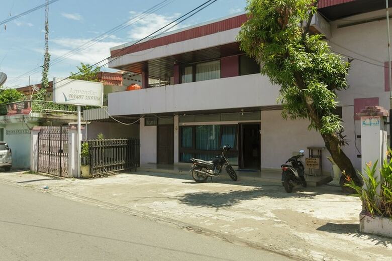 Hotel Reddoorz Near Pantai Padang