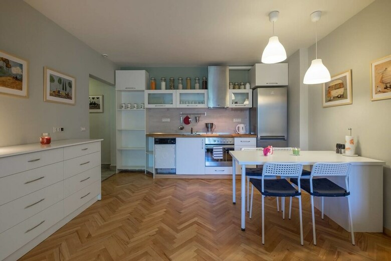 Fm Premium 1-bdr Apartment - Funky Design