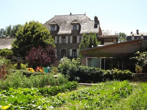 Hotel Logis Hostellerie Des Lauriers